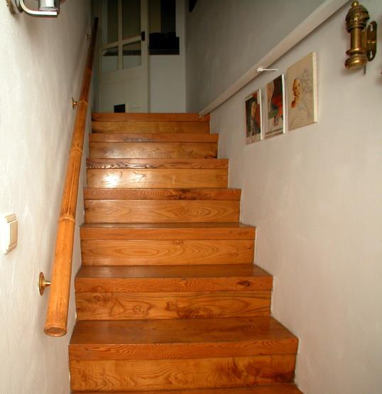 4_chestnutStairs.jpg