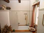 3_big_bathroom__4.jpg